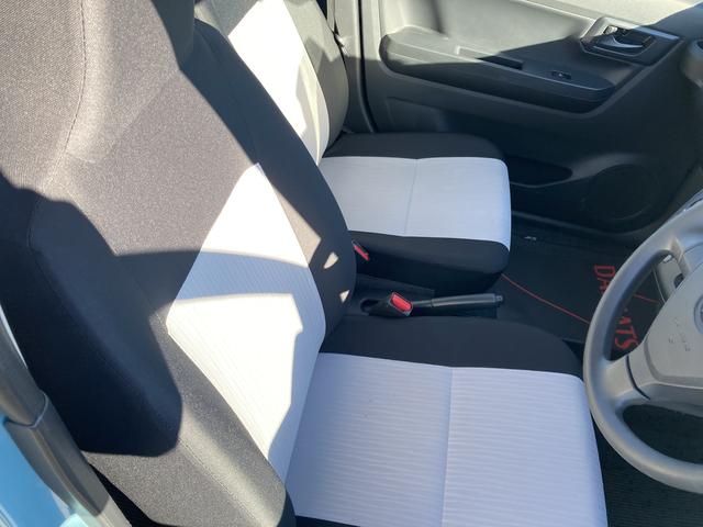 ミライースＬ　ＳＡIII１３インチフルホイールキャップ　マルチリフレクターハロゲンヘッドランプ　可倒式ドアミラー　自発光式デジタルメーターアンバーイルミネーションメーター　マニュアルエアコン（ダイヤル式）　キーレスエントリー（静岡県）の中古車