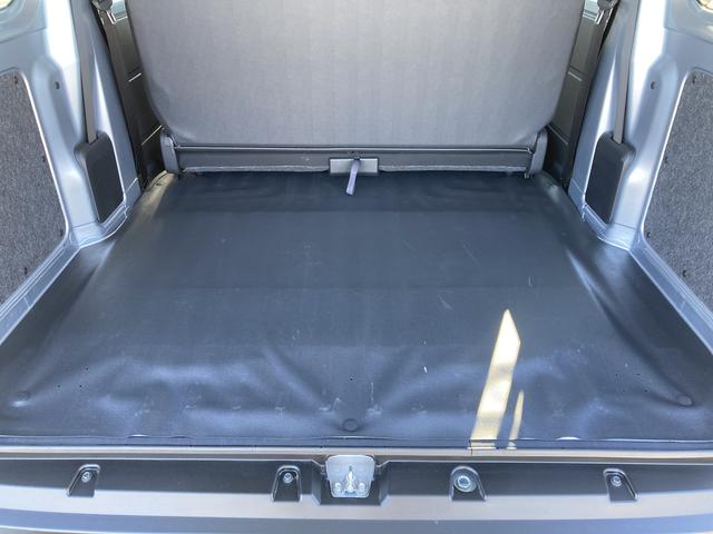 ハイゼットカーゴＤＸＭＴ車　撥水フルファブリックシート表皮　オーバーヘッドシェルフ　アッパートレイ　キーレスエントリー　ユースフルナット（３１ヶ所）（静岡県）の中古車