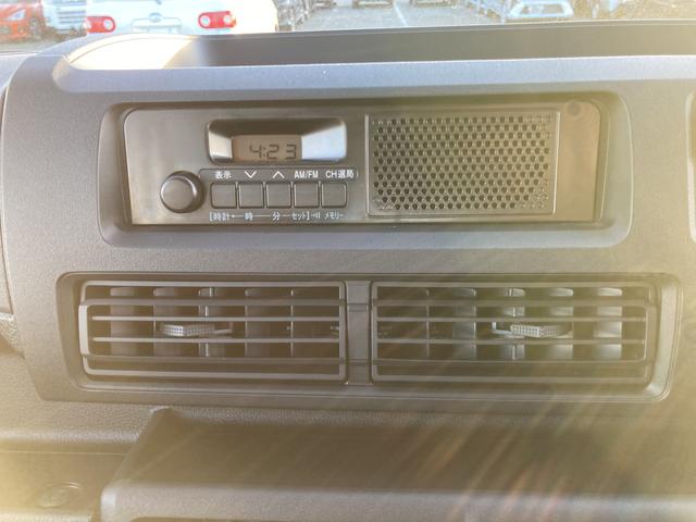 ハイゼットカーゴスペシャル２ＷＤ　ＣＶＴ　プリントレザーシート　アッパートレイ　ユースフルナット（３１か所）（静岡県）の中古車