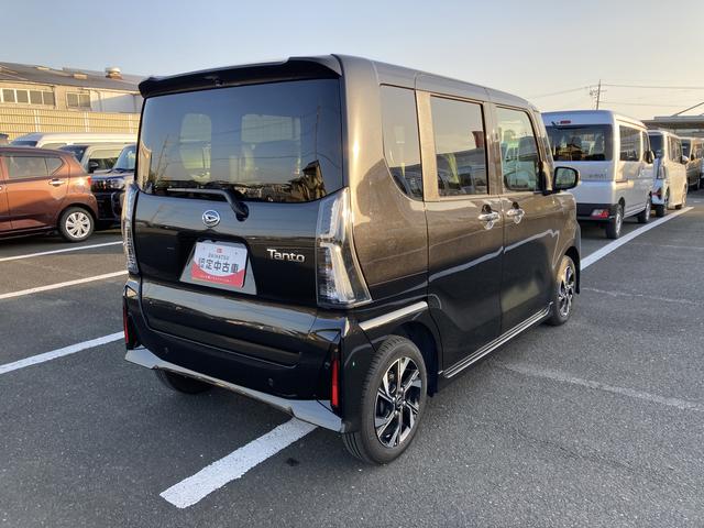 タントカスタムＸ１４インチアルミホイール　大型エアロバンパー　フルＬＥＤヘッドランプ　オート格納式カラードドアミラー　両側パワースライドドア　キーフリーシステム　プッシュボタンスタート（静岡県）の中古車