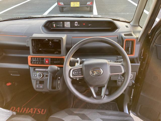 タントファンクロス１４インチアルミホイール　大型エアロバンパー　フルＬＥＤヘッドランプ　オート格納式カラードドアミラー　両側パワースライドドア　キーフリーシステム　プッシュボタンスタート（静岡県）の中古車