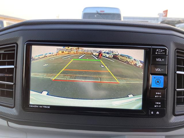 ミライースＸ　ＳＡIII１４インチフルホイールキャップ　ＬＥＤヘッドランプ　電動格納式（カラード）ドアミラー　自発光式デジタルメーターブルーイルミネーションメーター　マニュアルエアコン（ダイヤル式）　キーレスエントリー（静岡県）の中古車