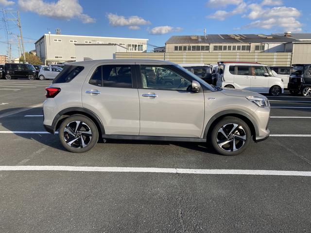 ロッキープレミアムＧ　ＨＥＶ１７インチアルミホイール　ＵＶＩＲカット遮音ガラス　フルＬＥＤヘッドランプ　キーフリーシステム　革巻きステアリングホイール　本革シフトノブ　アクティブマルチインフォメーションメーター（静岡県）の中古車