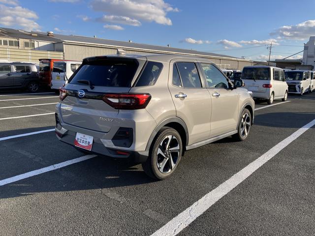 ロッキープレミアムＧ　ＨＥＶ１７インチアルミホイール　ＵＶＩＲカット遮音ガラス　フルＬＥＤヘッドランプ　キーフリーシステム　革巻きステアリングホイール　本革シフトノブ　アクティブマルチインフォメーションメーター（静岡県）の中古車