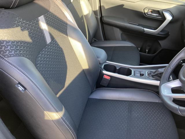 ロッキープレミアムＧ　ＨＥＶ１７インチアルミホイール　ＵＶＩＲカット遮音ガラス　フルＬＥＤヘッドランプ　キーフリーシステム　革巻きステアリングホイール　本革シフトノブ　アクティブマルチインフォメーションメーター（静岡県）の中古車