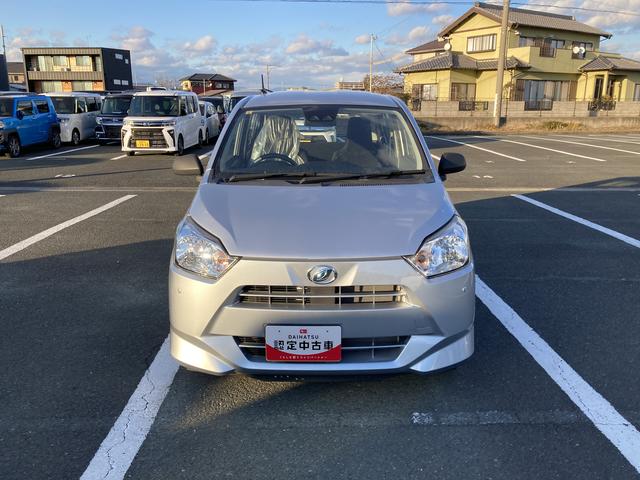 ミライースＬ　ＳＡIII１３インチフルホイールキャップ　マルチリフレクターハロゲンヘッドランプ　可倒式ドアミラー　自発光式デジタルメーターアンバーイルミネーションメーター　マニュアルエアコン（ダイヤル式）　キーレスエントリー（静岡県）の中古車