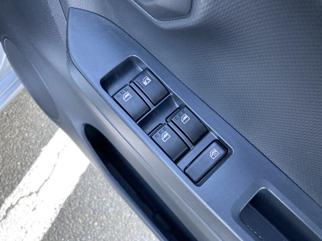 ミライースＬ　ＳＡIII１３インチフルホイールキャップ　マルチリフレクターハロゲンヘッドランプ　可倒式ドアミラー　自発光式デジタルメーターアンバーイルミネーションメーター　マニュアルエアコン（ダイヤル式）　キーレスエントリー（静岡県）の中古車