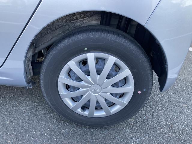 ミライースＬ　ＳＡIII１３インチフルホイールキャップ　マルチリフレクターハロゲンヘッドランプ　可倒式ドアミラー　自発光式デジタルメーターアンバーイルミネーションメーター　マニュアルエアコン（ダイヤル式）　キーレスエントリー（静岡県）の中古車