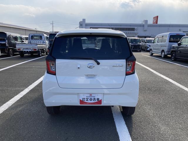 ミライースＸ　ＳＡIII１４インチフルホイールキャップ　ＬＥＤヘッドランプ　電動格納式（カラード）ドアミラー　自発光式デジタルメーターブルーイルミネーションメーター　マニュアルエアコン（ダイヤル式）　キーレスエントリー（静岡県）の中古車