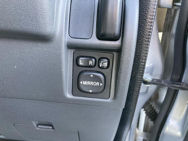 ハイゼットカーゴクルーズターボリミテッドメッキフロントグリル 電動格納カラードドアミラー 荷室LEDランプ オーバーヘッドシェルフ パワーウインドウ キーレスエントリー(静岡県)の中古車