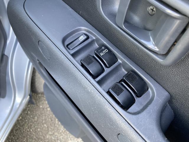 ハイゼットカーゴクルーズターボリミテッドメッキフロントグリル 電動格納カラードドアミラー 荷室LEDランプ オーバーヘッドシェルフ パワーウインドウ キーレスエントリー(静岡県)の中古車