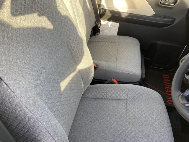 タントウェルカムシートリフトＸ１４インチフルホイールキャップ　フルＬＥＤヘッドランプ　オート格納式カラードドアミラー　左側パワースライドドア　ＴＦＴカラーマルチインフォメーションディスプレイ　フルファブリックシート（静岡県）の中古車