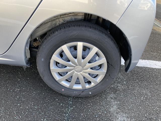 ミライースＬ　ＳＡIII１３インチフルホイールキャップ　マルチリフレクターハロゲンヘッドランプ　可倒式ドアミラー　自発光式デジタルメーターアンバーイルミネーションメーター　マニュアルエアコン（ダイヤル式）　キーレスエントリー（静岡県）の中古車