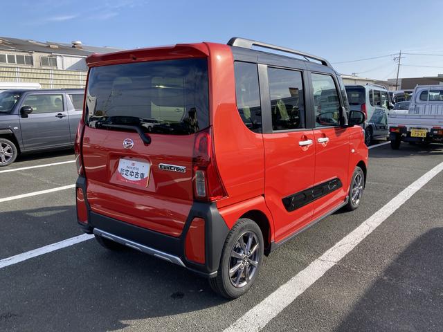 タントファンクロス１４インチアルミホイール　フルＬＥＤヘッドランプ　オート格納式カラードドアミラー　両側パワースライドドア　キーフリーシステム　プッシュボタンスタート（静岡県）の中古車