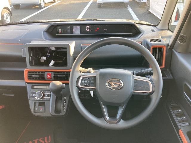 タントファンクロス１４インチアルミホイール　フルＬＥＤヘッドランプ　オート格納式カラードドアミラー　両側パワースライドドア　キーフリーシステム　プッシュボタンスタート（静岡県）の中古車