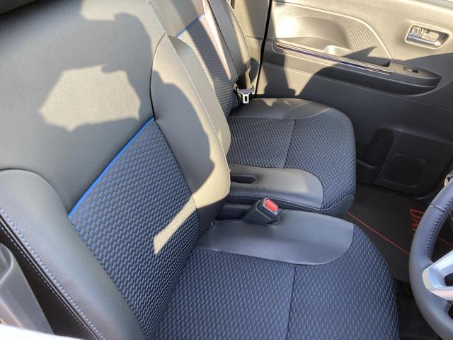 タントカスタムRSリミテッド15インチアルミホイール キーフリーシステム プッシュボタンスタート オートエアコン(プッシュ式) フルLEDヘッドランプ オート格納式カラードドアミラー 本革巻ステアリングホイール(静岡県)の中古車