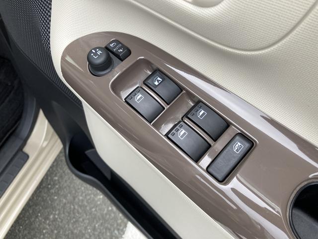 ムーヴキャンバスＧホワイトアクセントＶＳ　ＳＡIII１４インチフルホイールキャップ　ＬＥＤヘッドランプ　キーフリーシステム　両側パワースライドドア　オートエアコン（プッシュ式）　オートライト　置きラクボックス（静岡県）の中古車