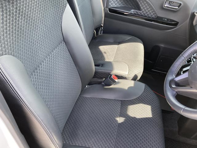 タントカスタムＲＳ１５インチアルミホイール　キーフリーシステム　プッシュボタンスタート　オートエアコン（プッシュ式）　フルＬＥＤヘッドランプ　オート格納式カラードドアミラー　本革巻ステアリングホイール（静岡県）の中古車