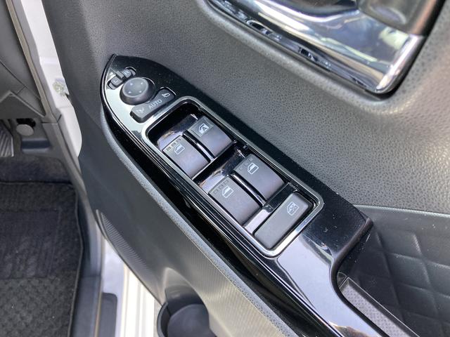 タントカスタムＲＳ１５インチアルミホイール　キーフリーシステム　プッシュボタンスタート　オートエアコン（プッシュ式）　フルＬＥＤヘッドランプ　オート格納式カラードドアミラー　本革巻ステアリングホイール（静岡県）の中古車