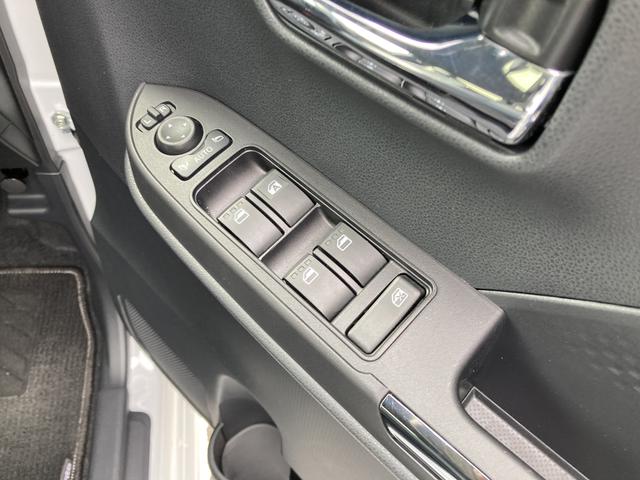 タントカスタムＸ１４インチアルミホイール　大型エアロバンパー　フルＬＥＤヘッドランプ　オート格納式カラードドアミラー　両側パワースライドドア　キーフリーシステム　プッシュボタンスタート（静岡県）の中古車