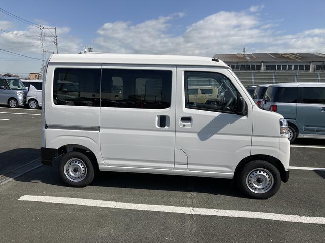 ハイゼットカーゴＤＸＣＶＴ　撥水フルファブリックシート表皮　オーバーヘッドシェルフ　アッパートレイ　キーレスエントリー　ユースフルナット（３１ヶ所）（静岡県）の中古車