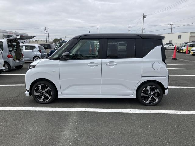 ムーヴＲＳキーフリーシステム　プッシュボタンスタート　ＬＥＤヘッドライト　１５インチアルミホイール　両側パワースライドドア　カラーマルチインフォメーションディスプレイ（静岡県）の中古車