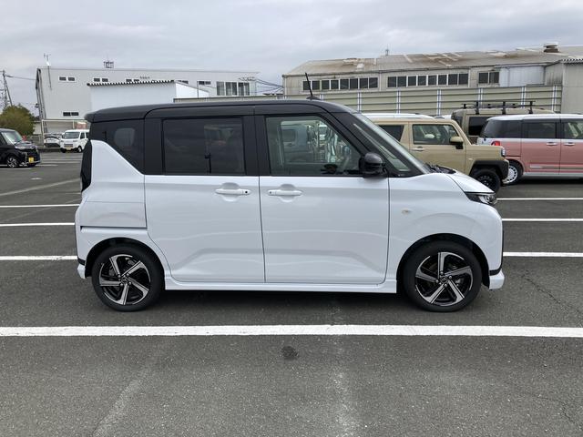 ムーヴＲＳキーフリーシステム　プッシュボタンスタート　ＬＥＤヘッドライト　１５インチアルミホイール　両側パワースライドドア　カラーマルチインフォメーションディスプレイ（静岡県）の中古車