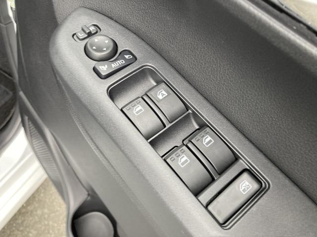 ムーヴＧキーフリーシステム　プッシュボタンスタート　ＬＥＤヘッドライト　１４インチアルミホイール　左側パワースライドドア　カラーマルチインフォメーションディスプレイ（静岡県）の中古車