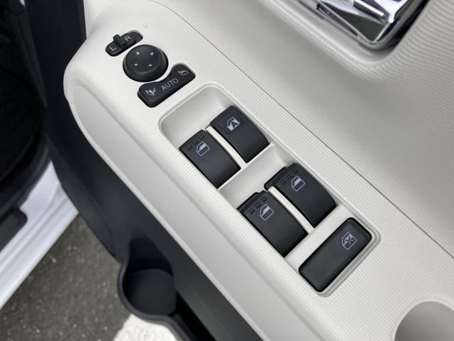 ムーヴキャンバスストライプスG14インチフルホイールキャップ LEDヘッドランプ LEDフォグランプ ホっとカップホルダー 両側パワースライドドア キーフリーシステム プッシュボタンスタート UVカットガラス(静岡県)の中古車