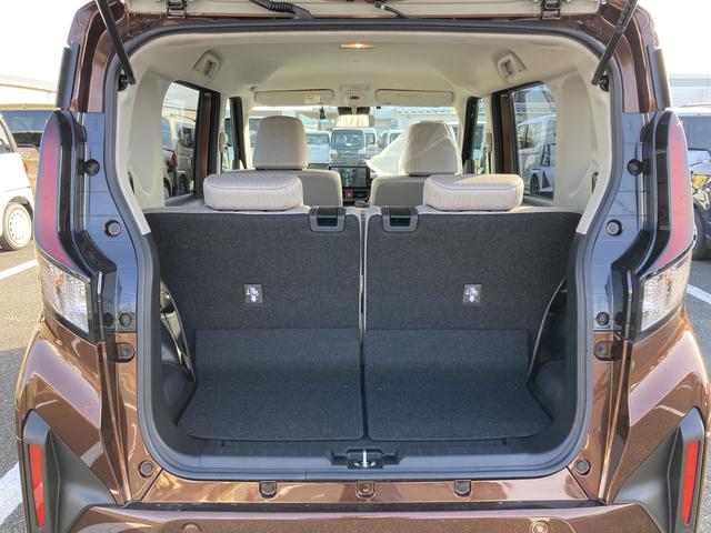 ムーヴXキーフリーシステム プッシュボタンスタート LEDヘッドライト 14インチフルホイールキャップ マルチインフォメーションディスプレイ 左側パワースライドドア(静岡県)の中古車