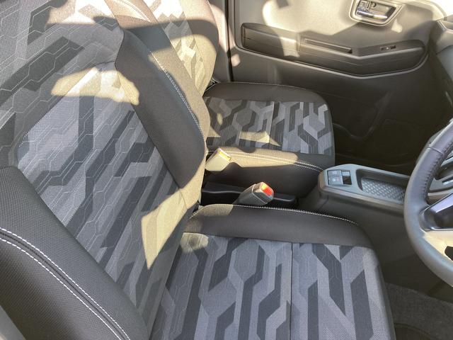 タフトG クロムベンチャーメッキドアアウターハンドル 15インチアルミホイール オートレベリング機能付フルLEDヘッドランプ LEDフォグランプ 本革巻ステアリングホイール 本革巻インパネセンターシフト(静岡県)の中古車