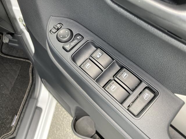 タントＸ１４インチフルホイールキャップ　フルＬＥＤヘッドランプ　オート格納式カラードドアミラー　左側パワースライドドア　ＴＦＴカラーマルチインフォメーションディスプレイ　フルファブリックシート（静岡県）の中古車