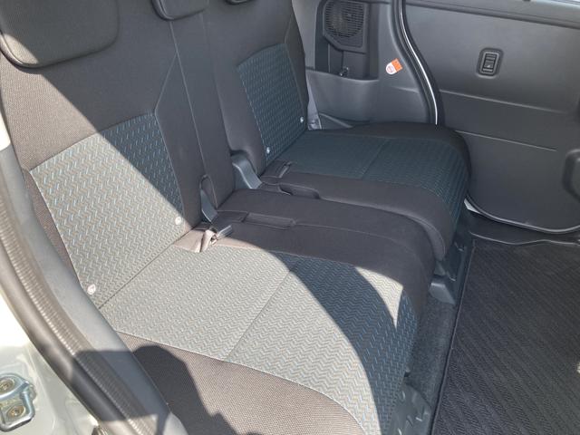 トールカスタムＧＬＥＤヘッドランプ　キーフリーシステム　プッシュボタンスタート　オートエアコン（プッシュ式）　両側パワースライドドア　マルチインフォメーションディスプレイ（静岡県）の中古車