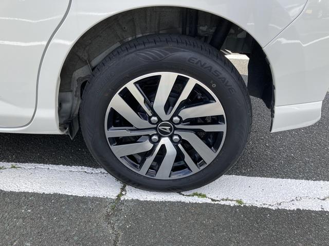 トールカスタムＧＬＥＤヘッドランプ　キーフリーシステム　プッシュボタンスタート　オートエアコン（プッシュ式）　両側パワースライドドア　マルチインフォメーションディスプレイ（静岡県）の中古車