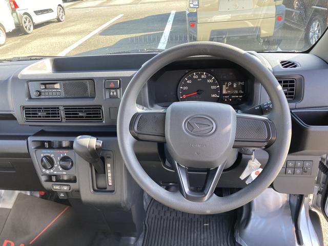 ハイゼットカーゴＤＸＣＶＴ　撥水フルファブリックシート表皮　オーバーヘッドシェルフ　アッパートレイ　キーレスエントリー　ユースフルナット（３１ヶ所）（静岡県）の中古車