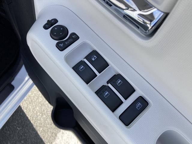 ムーヴキャンバスストライプスＧ１４インチフルホイールキャップ　ＬＥＤヘッドランプ　ＬＥＤフォグランプ　ホっとカップホルダー　両側パワースライドドア　キーフリーシステム　プッシュボタンスタート　ＵＶカットガラス（静岡県）の中古車