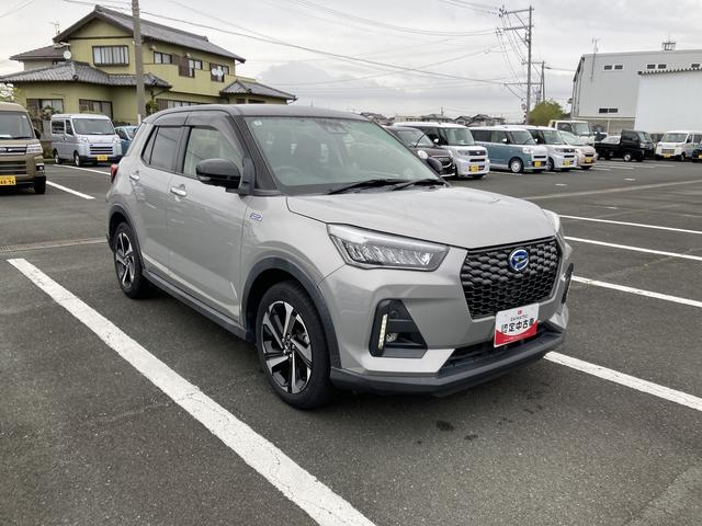 ロッキープレミアムＧ　ＨＥＶ１７インチアルミホイール　ＵＶＩＲカット遮音ガラス　フルＬＥＤヘッドランプ　キーフリーシステム　革巻きステアリングホイール　本革シフトノブ　アクティブマルチインフォメーションメーター（静岡県）の中古車