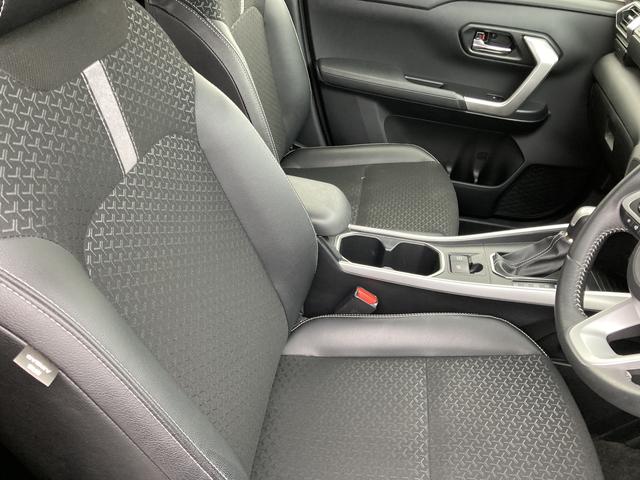 ロッキープレミアムＧ　ＨＥＶ１７インチアルミホイール　ＵＶＩＲカット遮音ガラス　フルＬＥＤヘッドランプ　キーフリーシステム　革巻きステアリングホイール　本革シフトノブ　アクティブマルチインフォメーションメーター（静岡県）の中古車