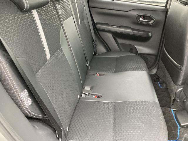 ロッキープレミアムＧ　ＨＥＶ１７インチアルミホイール　ＵＶＩＲカット遮音ガラス　フルＬＥＤヘッドランプ　キーフリーシステム　革巻きステアリングホイール　本革シフトノブ　アクティブマルチインフォメーションメーター（静岡県）の中古車