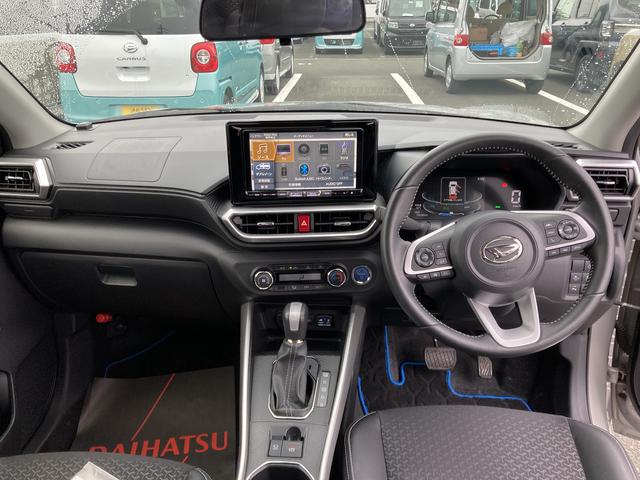 ロッキープレミアムＧ　ＨＥＶ１７インチアルミホイール　ＵＶＩＲカット遮音ガラス　フルＬＥＤヘッドランプ　キーフリーシステム　革巻きステアリングホイール　本革シフトノブ　アクティブマルチインフォメーションメーター（静岡県）の中古車