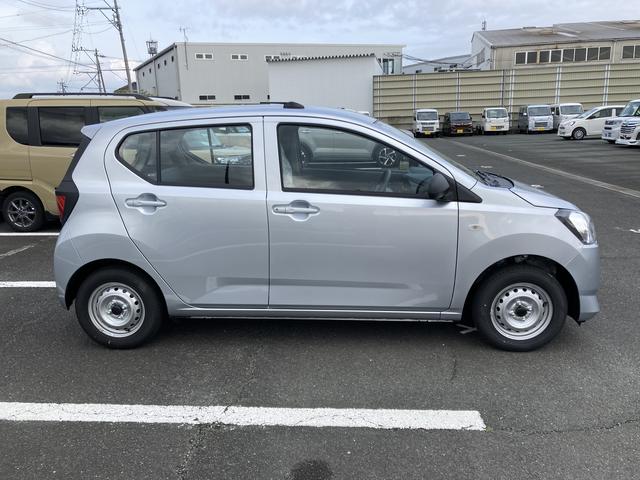 ミライースＢマルチリフレクターハロゲンヘッドランプ　可倒式ドアミラー　自発光式デジタルメーターアンバーイルミネーションメーター　マニュアルエアコン（ダイヤル式）　キーレスエントリー（静岡県）の中古車