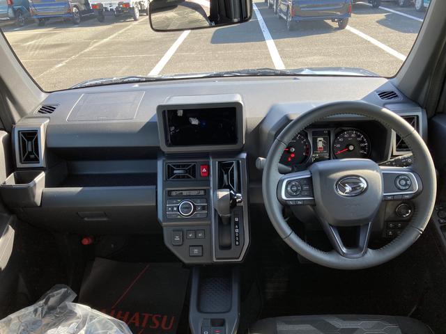 タフトG ダーククロムベンチャー15インチアルミホイール オートレベリング機能付フルLEDヘッドランプ LEDフォグランプ 本革巻ステアリングホイール 本革巻インパネセンターシフト(静岡県)の中古車