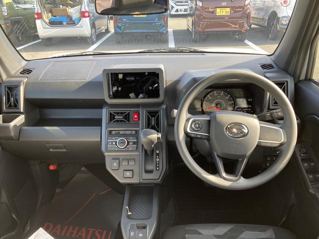 タフトＸ１５インチスチールホイール（ブラック塗装）　マニュアルレベリング機能付フルＬＥＤヘッドランプ　マルチインフォメーションディスプレイ（静岡県）の中古車