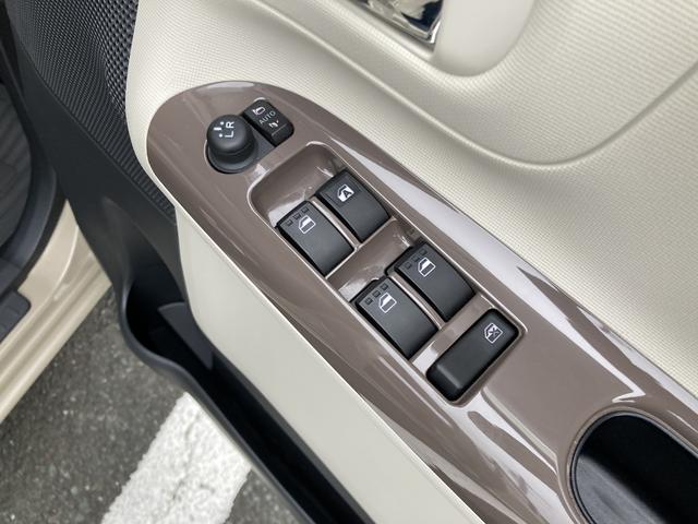 ムーヴキャンバスＧホワイトアクセントリミテッド　ＳＡIII１４インチフルホイールキャップ　ＬＥＤヘッドランプ　キーフリーシステム　両側パワースライドドア　オートエアコン（プッシュ式）　オートライト　置きラクボックス（静岡県）の中古車