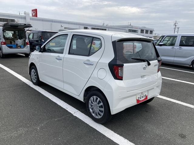 ミライースＬ　ＳＡIII１３インチフルホイールキャップ　マルチリフレクターハロゲンヘッドランプ　可倒式ドアミラー　自発光式デジタルメーターアンバーイルミネーションメーター　マニュアルエアコン（ダイヤル式）　キーレスエントリー（静岡県）の中古車