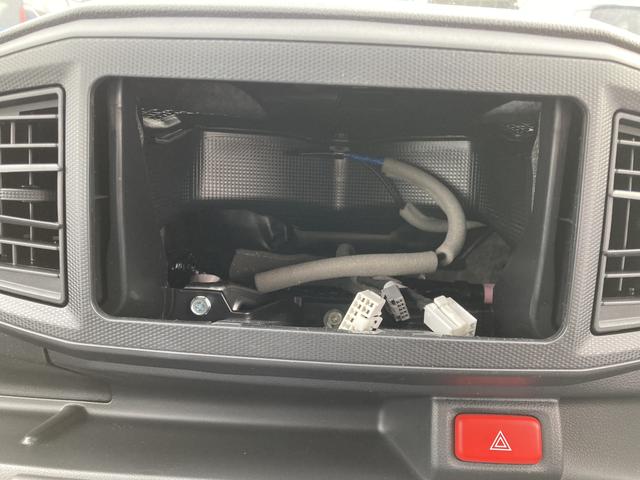 ミライースＬ　ＳＡIII１３インチフルホイールキャップ　マルチリフレクターハロゲンヘッドランプ　可倒式ドアミラー　自発光式デジタルメーターアンバーイルミネーションメーター　マニュアルエアコン（ダイヤル式）　キーレスエントリー（静岡県）の中古車