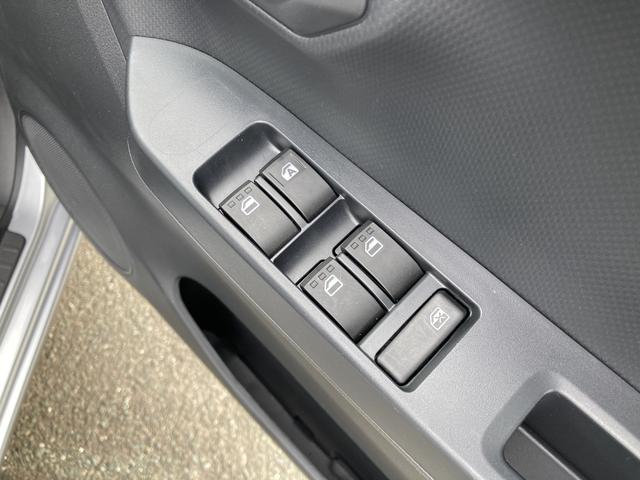 ミライースＬ　ＳＡIII１３インチフルホイールキャップ　マルチリフレクターハロゲンヘッドランプ　可倒式ドアミラー　自発光式デジタルメーターアンバーイルミネーションメーター　マニュアルエアコン（ダイヤル式）　キーレスエントリー（静岡県）の中古車