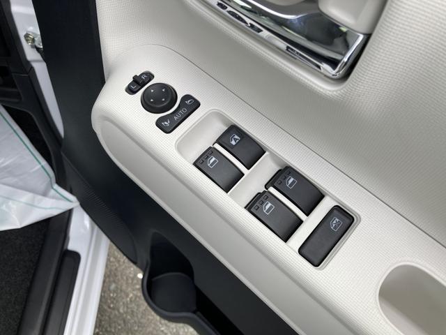ムーヴキャンバスストライプスGターボ14インチフルホイールキャップ LEDヘッドランプ LEDフォグランプ ホっとカップホルダー 両側パワースライドドア キーフリーシステム プッシュボタンスタート UVカットガラス(静岡県)の中古車