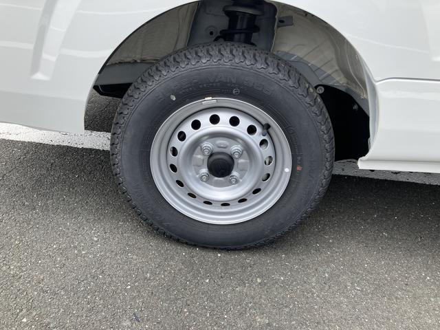 ハイゼットトラックスタンダード　元レンタカー登録２ＷＤ　ＣＶＴ　スーパーＵＶＩＲカットガラス（フロントウィンドウ）　プリントレザーシート表皮　マニュアルエアコン　電動式パワーステアリング（静岡県）の中古車