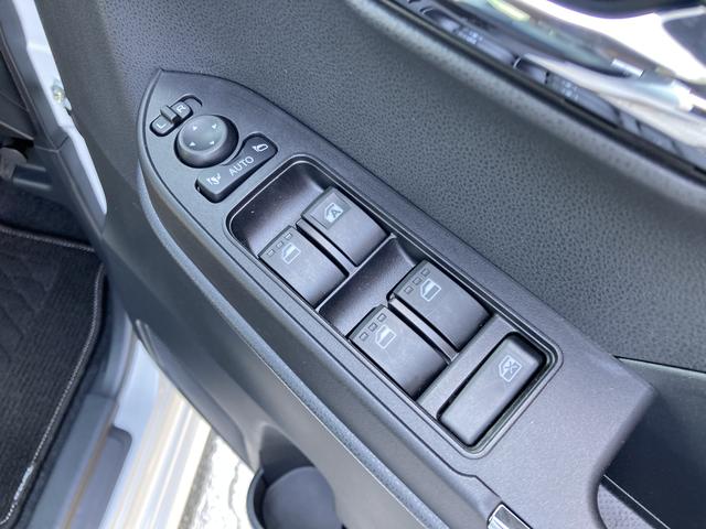 タントカスタムRS15インチアルミホイール キーフリーシステム プッシュボタンスタート オートエアコン(プッシュ式) フルLEDヘッドランプ オート格納式カラードドアミラー 本革巻ステアリングホイール(静岡県)の中古車